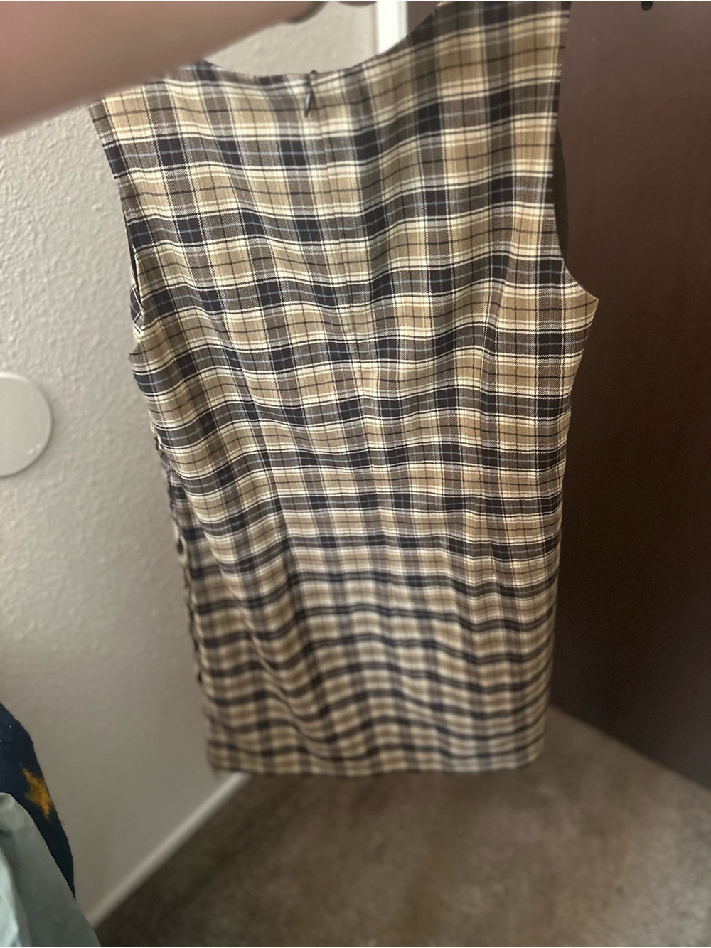 Mimi Maternity Plaid Sleeveless Shift Dress in Tan and Black vintage 90s fall - Picture 2 of 3